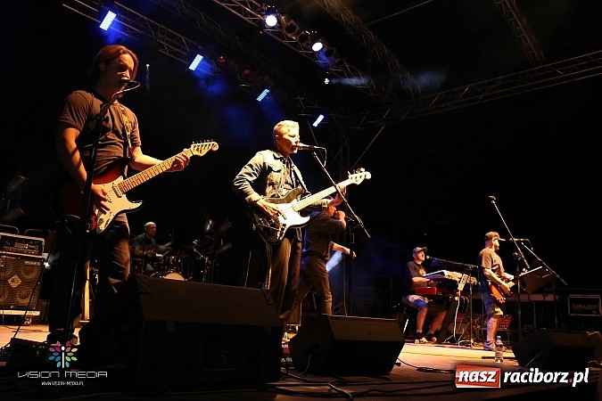 Zdjęcie w galerii na portalu naszraciborz.pl: Kukiz i Piersi gwiazdami 1. dnia Memoriału wiadomości z regionu