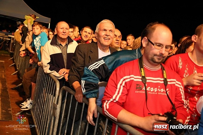 Zdjęcie w galerii na portalu naszraciborz.pl: Kukiz i Piersi gwiazdami 1. dnia Memoriału wiadomości z regionu