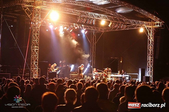 Zdjęcie w galerii na portalu naszraciborz.pl: Kukiz i Piersi gwiazdami 1. dnia Memoriału wiadomości z regionu