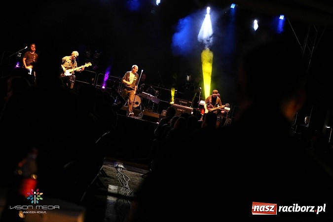 Zdjęcie w galerii na portalu naszraciborz.pl: Kukiz i Piersi gwiazdami 1. dnia Memoriału wiadomości z regionu