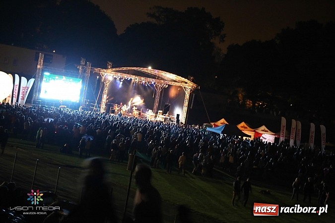 Zdjęcie w galerii na portalu naszraciborz.pl: Kukiz i Piersi gwiazdami 1. dnia Memoriału wiadomości z regionu