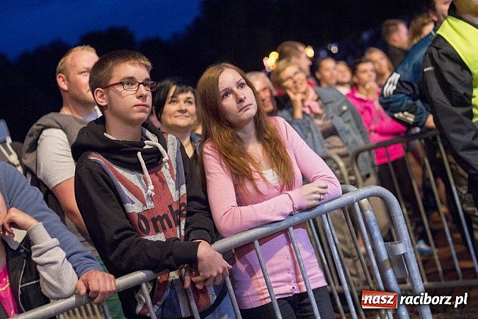 Zdjęcie w galerii na portalu naszraciborz.pl: Kukiz i Piersi gwiazdami 1. dnia Memoriału wiadomości z regionu