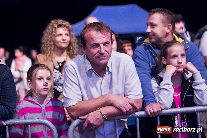 Zdjęcie w galerii na portalu naszraciborz.pl: Kukiz i Piersi gwiazdami 1. dnia Memoriału wiadomości z regionu