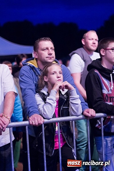 Zdjęcie w galerii na portalu naszraciborz.pl: Kukiz i Piersi gwiazdami 1. dnia Memoriału wiadomości z regionu