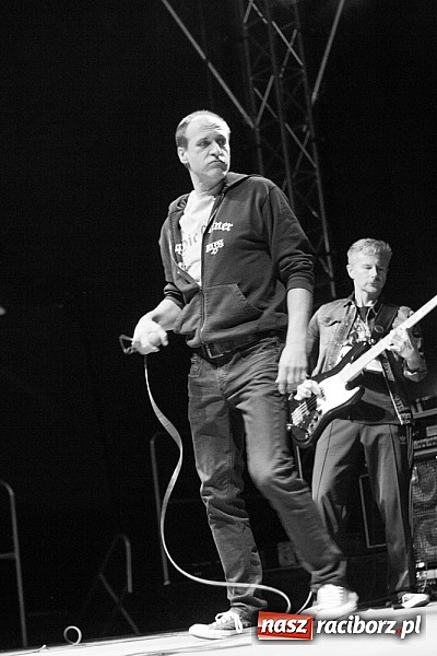 Zdjęcie w galerii na portalu naszraciborz.pl: Kukiz i Piersi gwiazdami 1. dnia Memoriału wiadomości z regionu
