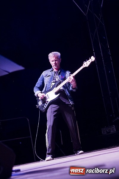 Zdjęcie w galerii na portalu naszraciborz.pl: Kukiz i Piersi gwiazdami 1. dnia Memoriału wiadomości z regionu