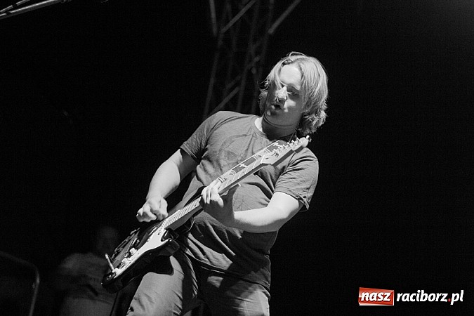 Zdjęcie w galerii na portalu naszraciborz.pl: Kukiz i Piersi gwiazdami 1. dnia Memoriału wiadomości z regionu