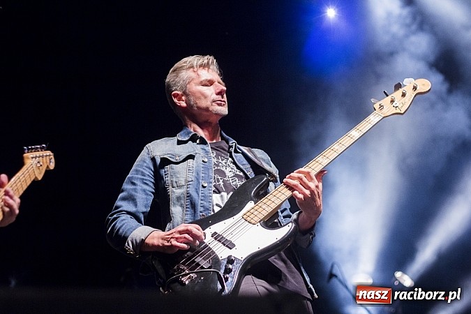 Zdjęcie w galerii na portalu naszraciborz.pl: Kukiz i Piersi gwiazdami 1. dnia Memoriału wiadomości z regionu