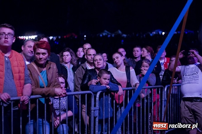 Zdjęcie w galerii na portalu naszraciborz.pl: Kukiz i Piersi gwiazdami 1. dnia Memoriału wiadomości z regionu