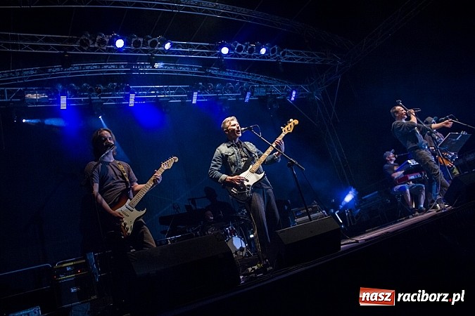 Zdjęcie w galerii na portalu naszraciborz.pl: Kukiz i Piersi gwiazdami 1. dnia Memoriału wiadomości z regionu