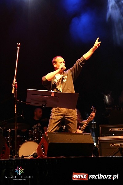 Zdjęcie w galerii na portalu naszraciborz.pl: Kukiz i Piersi gwiazdami 1. dnia Memoriału wiadomości z regionu