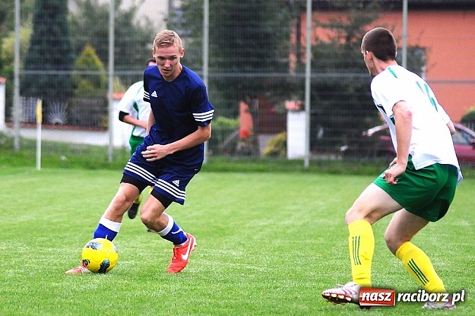 Zdjęcie w galerii na portalu naszraciborz.pl: Zła passa Ocic. Buków wyrwał punkty w końcówce wiadomości z regionu