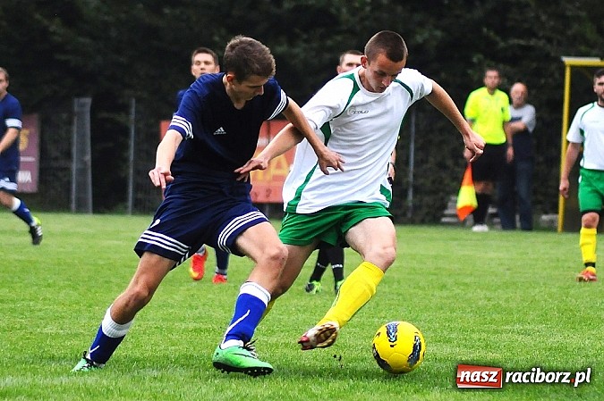 Zdjęcie w galerii na portalu naszraciborz.pl: Zła passa Ocic. Buków wyrwał punkty w końcówce wiadomości z regionu