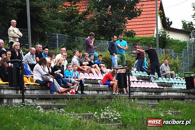 Zdjęcie w galerii na portalu naszraciborz.pl: Zła passa Ocic. Buków wyrwał punkty w końcówce wiadomości z regionu