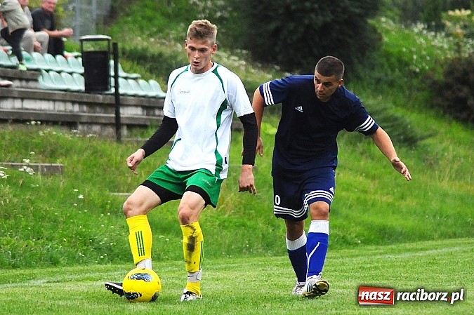 Zdjęcie w galerii na portalu naszraciborz.pl: Zła passa Ocic. Buków wyrwał punkty w końcówce wiadomości z regionu