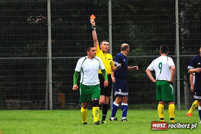 Zdjęcie w galerii na portalu naszraciborz.pl: Zła passa Ocic. Buków wyrwał punkty w końcówce wiadomości z regionu