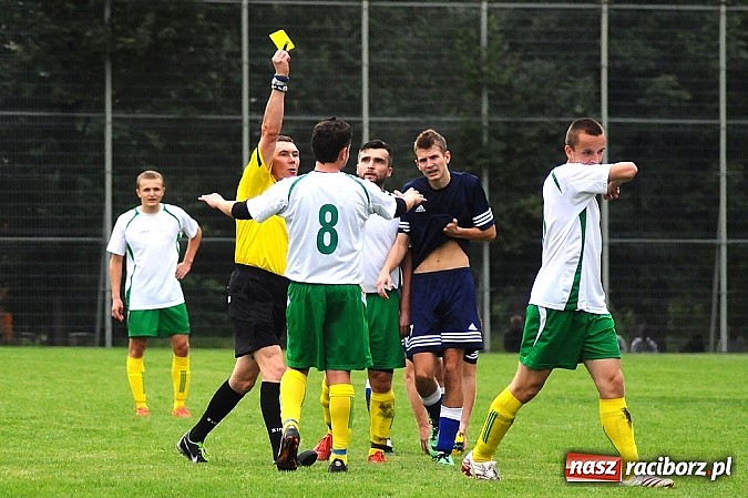 Zdjęcie w galerii na portalu naszraciborz.pl: Zła passa Ocic. Buków wyrwał punkty w końcówce wiadomości z regionu