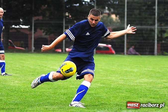 Zdjęcie w galerii na portalu naszraciborz.pl: Zła passa Ocic. Buków wyrwał punkty w końcówce wiadomości z regionu