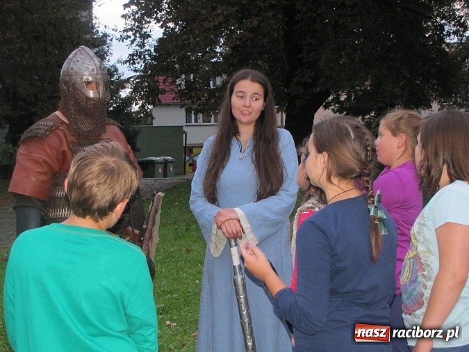 Zdjęcie w galerii na portalu naszraciborz.pl: Magiczne czasy średniowiecza. Wakacyjne obozowisko RCK wiadomości z regionu