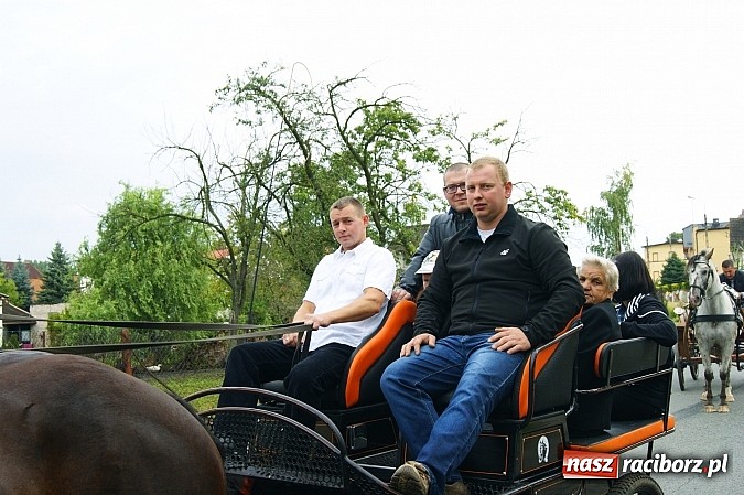 Zdjęcie w galerii na portalu naszraciborz.pl: Dożynki 2014 - Krowiarki i Amandów wiadomości z regionu