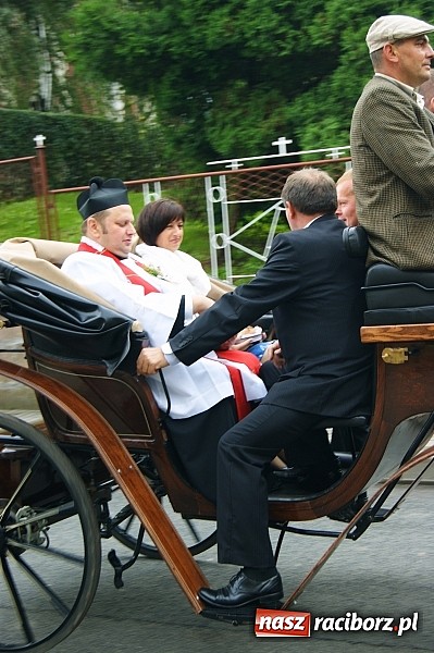 Zdjęcie w galerii na portalu naszraciborz.pl: Dożynki 2014 - Krowiarki i Amandów wiadomości z regionu