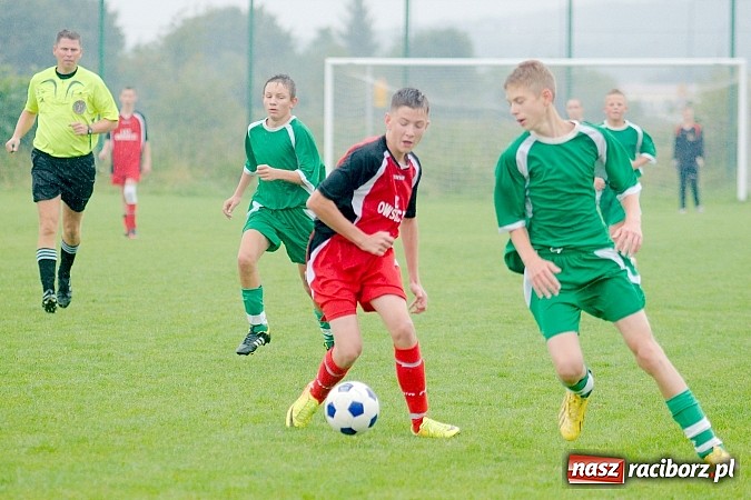 Zdjęcie w galerii na portalu naszraciborz.pl: Karol Wala uratował punkt dla Wichru. Owsiszcze nie sprostały dziewiątce gospodarzy wiadomości z regionu