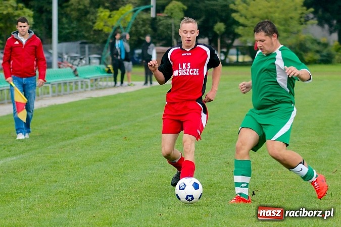 Zdjęcie w galerii na portalu naszraciborz.pl: Karol Wala uratował punkt dla Wichru. Owsiszcze nie sprostały dziewiątce gospodarzy wiadomości z regionu