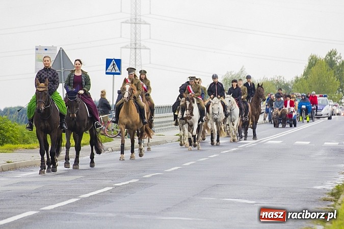 Zdjęcie w galerii na portalu naszraciborz.pl: Łatwo nie było, ale dali rady. Przemarsz Sobieskiego z Rud do Raciborza wiadomości z regionu