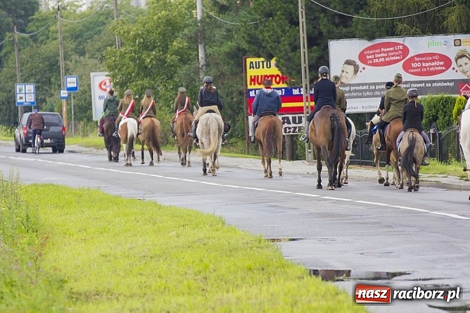 Zdjęcie w galerii na portalu naszraciborz.pl: Łatwo nie było, ale dali rady. Przemarsz Sobieskiego z Rud do Raciborza wiadomości z regionu