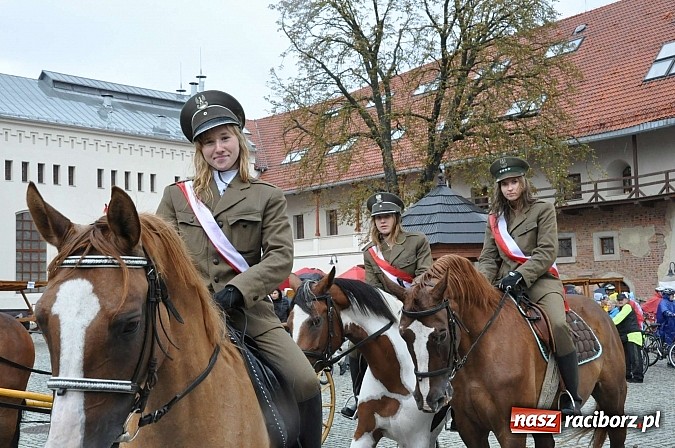 Zdjęcie w galerii na portalu naszraciborz.pl: Łatwo nie było, ale dali rady. Przemarsz Sobieskiego z Rud do Raciborza wiadomości z regionu