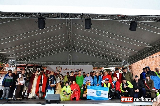 Zdjęcie w galerii na portalu naszraciborz.pl: Łatwo nie było, ale dali rady. Przemarsz Sobieskiego z Rud do Raciborza wiadomości z regionu