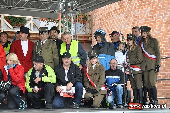 Zdjęcie w galerii na portalu naszraciborz.pl: Łatwo nie było, ale dali rady. Przemarsz Sobieskiego z Rud do Raciborza wiadomości z regionu