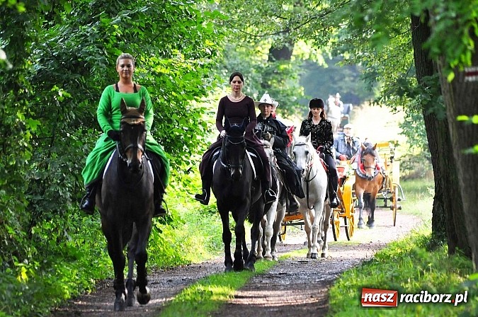 Zdjęcie w galerii na portalu naszraciborz.pl: Łatwo nie było, ale dali rady. Przemarsz Sobieskiego z Rud do Raciborza wiadomości z regionu