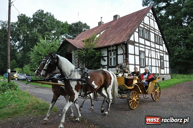 Zdjęcie w galerii na portalu naszraciborz.pl: Łatwo nie było, ale dali rady. Przemarsz Sobieskiego z Rud do Raciborza wiadomości z regionu