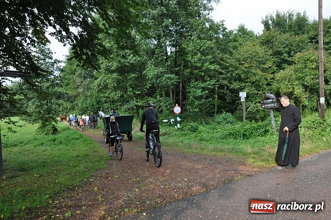 Zdjęcie w galerii na portalu naszraciborz.pl: Łatwo nie było, ale dali rady. Przemarsz Sobieskiego z Rud do Raciborza wiadomości z regionu