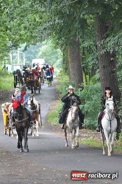 Zdjęcie w galerii na portalu naszraciborz.pl: Łatwo nie było, ale dali rady. Przemarsz Sobieskiego z Rud do Raciborza wiadomości z regionu