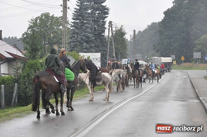 Zdjęcie w galerii na portalu naszraciborz.pl: Łatwo nie było, ale dali rady. Przemarsz Sobieskiego z Rud do Raciborza wiadomości z regionu