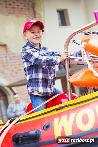 Zdjęcie w galerii na portalu naszraciborz.pl: Rodzinny piknik na raciborskim zamku wiadomości z regionu