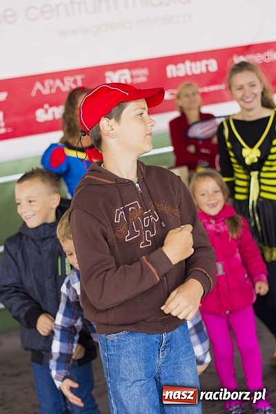 Zdjęcie w galerii na portalu naszraciborz.pl: Rodzinny piknik na raciborskim zamku wiadomości z regionu