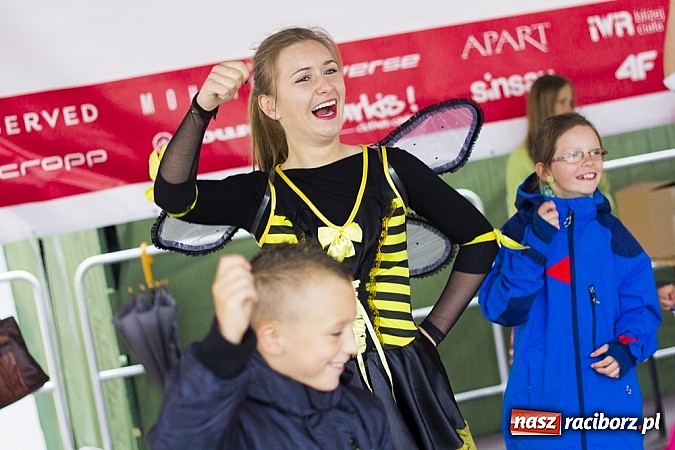 Zdjęcie w galerii na portalu naszraciborz.pl: Rodzinny piknik na raciborskim zamku wiadomości z regionu