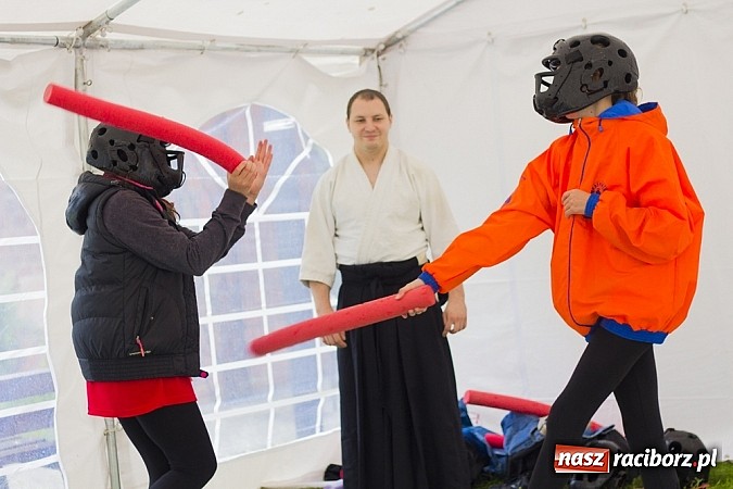 Zdjęcie w galerii na portalu naszraciborz.pl: Rodzinny piknik na raciborskim zamku wiadomości z regionu