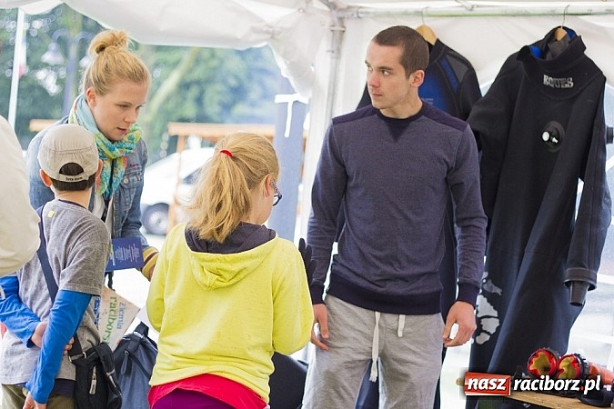 Zdjęcie w galerii na portalu naszraciborz.pl: Rodzinny piknik na raciborskim zamku wiadomości z regionu