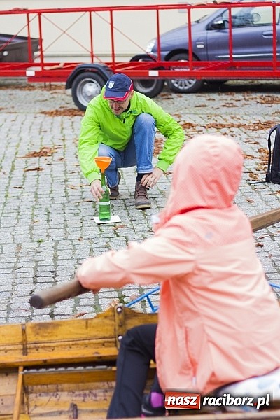 Zdjęcie w galerii na portalu naszraciborz.pl: Rodzinny piknik na raciborskim zamku wiadomości z regionu