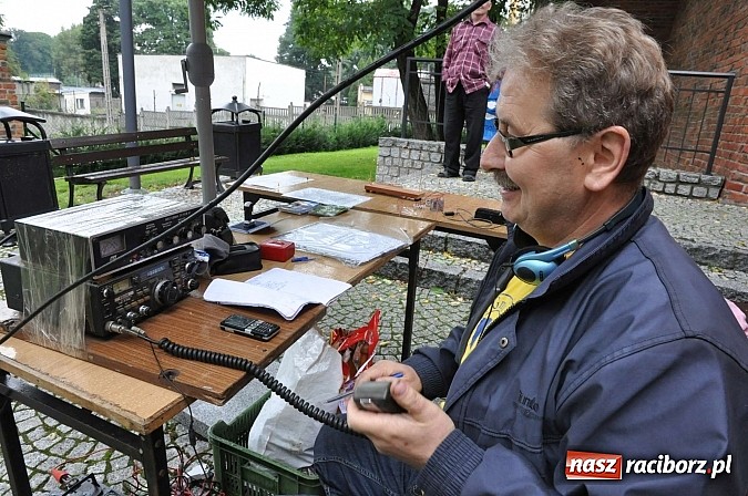 Zdjęcie w galerii na portalu naszraciborz.pl: Rodzinny piknik na raciborskim zamku wiadomości z regionu