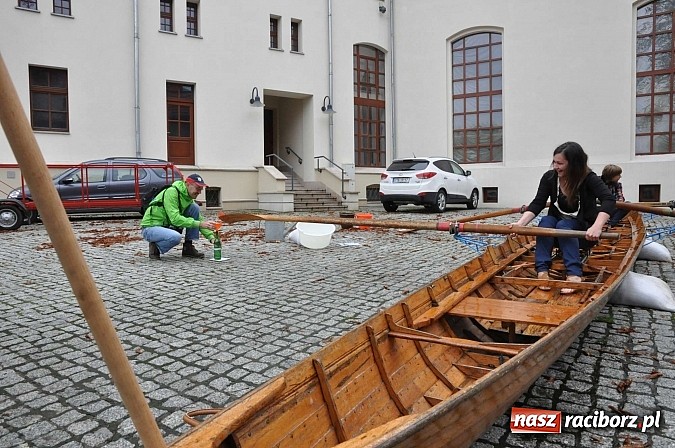 Zdjęcie w galerii na portalu naszraciborz.pl: Rodzinny piknik na raciborskim zamku wiadomości z regionu