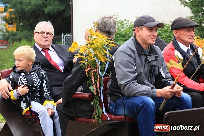 Zdjęcie w galerii na portalu naszraciborz.pl: Dożynki parafialne 2014 w Kobyli wiadomości z regionu