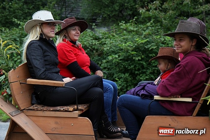 Zdjęcie w galerii na portalu naszraciborz.pl: Dożynki parafialne 2014 w Kobyli wiadomości z regionu