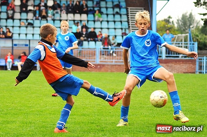 Zdjęcie w galerii na portalu naszraciborz.pl: I Turniej im. Zbigniewa Oszka za nami. Zwycięstwo piłkarzy z Częstochowy wiadomości z regionu