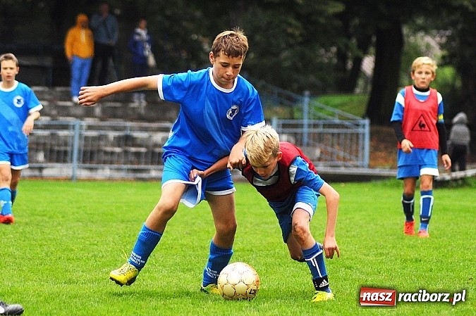 Zdjęcie w galerii na portalu naszraciborz.pl: I Turniej im. Zbigniewa Oszka za nami. Zwycięstwo piłkarzy z Częstochowy wiadomości z regionu