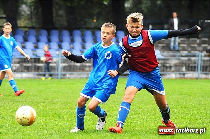 Zdjęcie w galerii na portalu naszraciborz.pl: I Turniej im. Zbigniewa Oszka za nami. Zwycięstwo piłkarzy z Częstochowy wiadomości z regionu